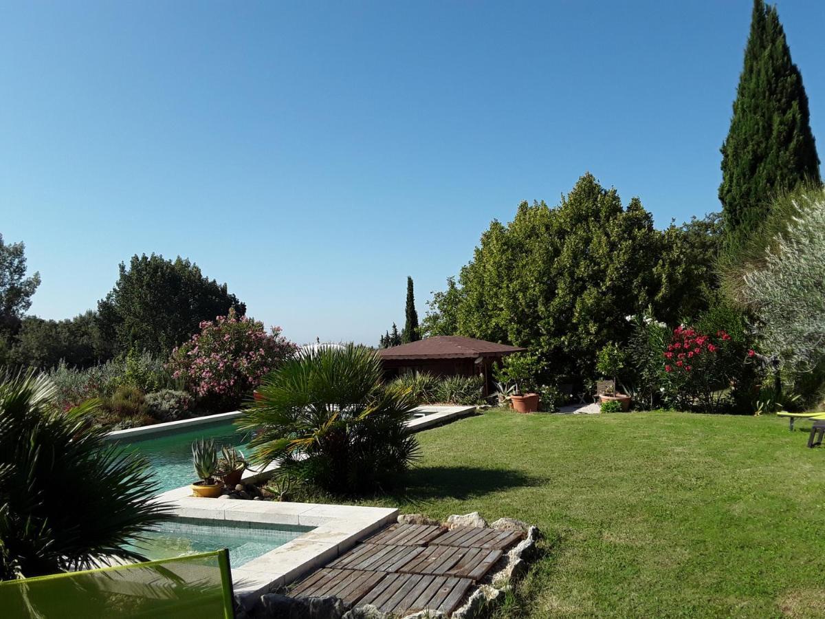 La Petite Maison Vaugines Екстериор снимка